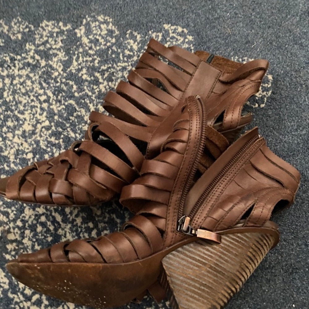 Trouve brown leather wedges